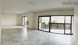 Splended Apartment for Sale in Ain Tineh شقة رائعة للبيع في عين تينة