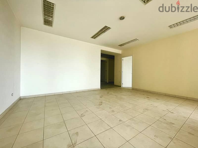 JH23-3055 Office 280m for rent in Downtown Beirut, $ 2,520 cash 2