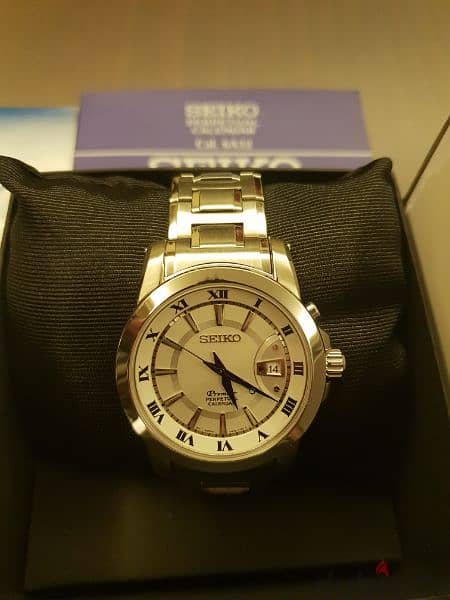 Seiko snq139.0 scratches brand new. Very rare peice. Papers available 5