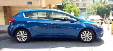 KIA Forte 5 EX GDI 2014 Full options 0 accident brand new .