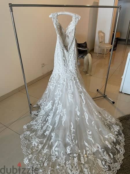 Liquidation! 35 Brand wedding dresses in bulk 3