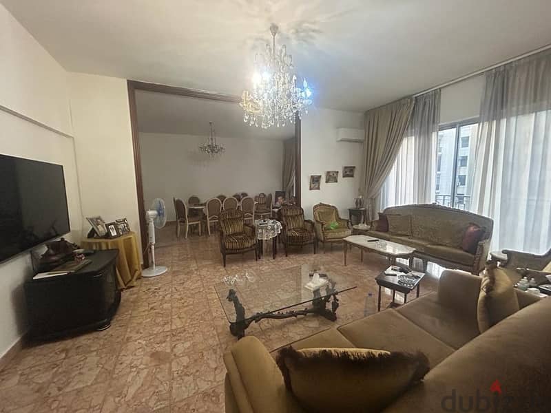 L13986-4-Bedroom Apartment for Sale In Salim Slem, Ras Beirut 1