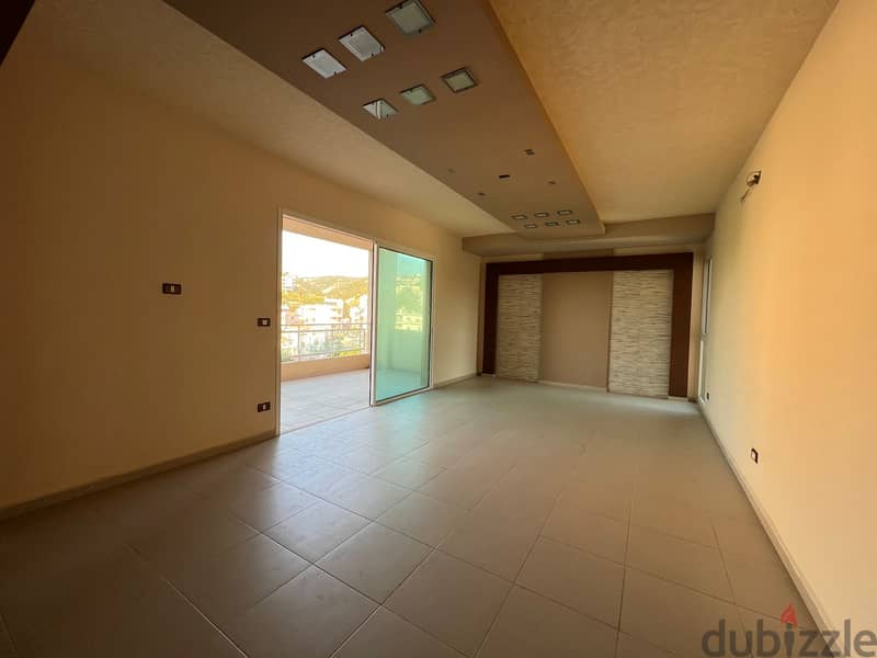 Prime location,  137m2 apartment + sea view for sale in Jbeil DownTown 0