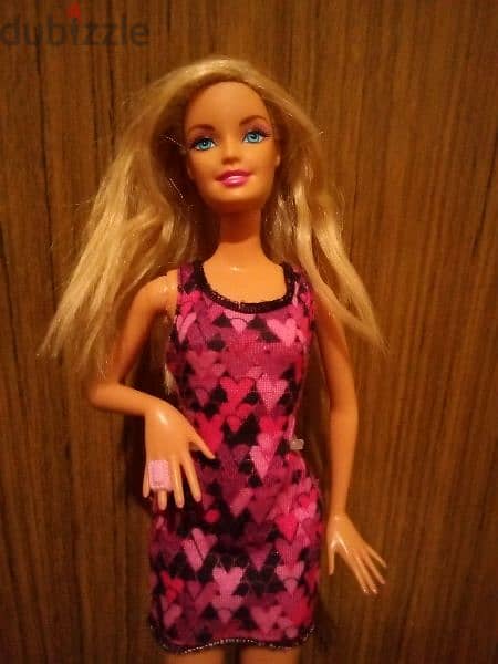 Barbie LOVES GLITTER NAILS Mattel2010 used Still good doll bend legs 1