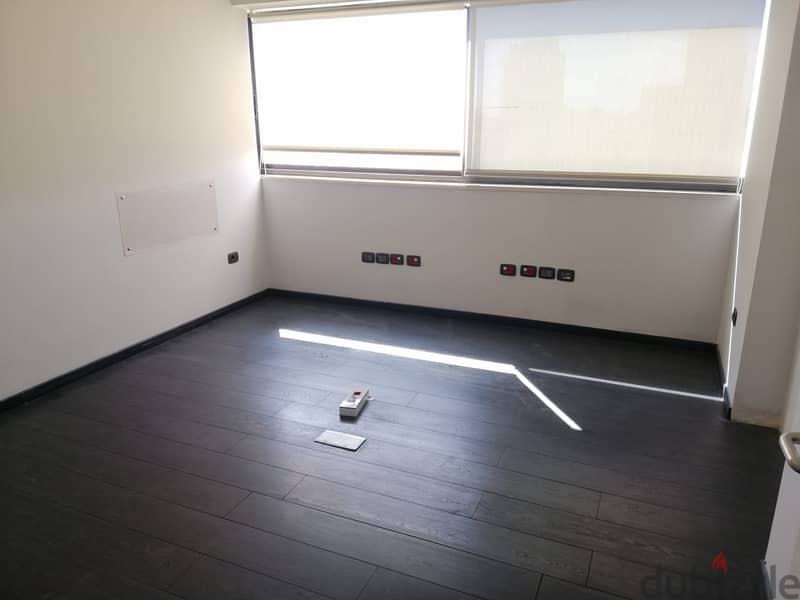 L07951-Office for Rent in Achrafieh Sodeco 2