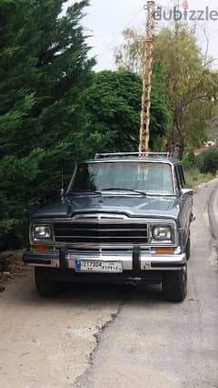 Classic Jeep Grand Wagoneer - Final edition