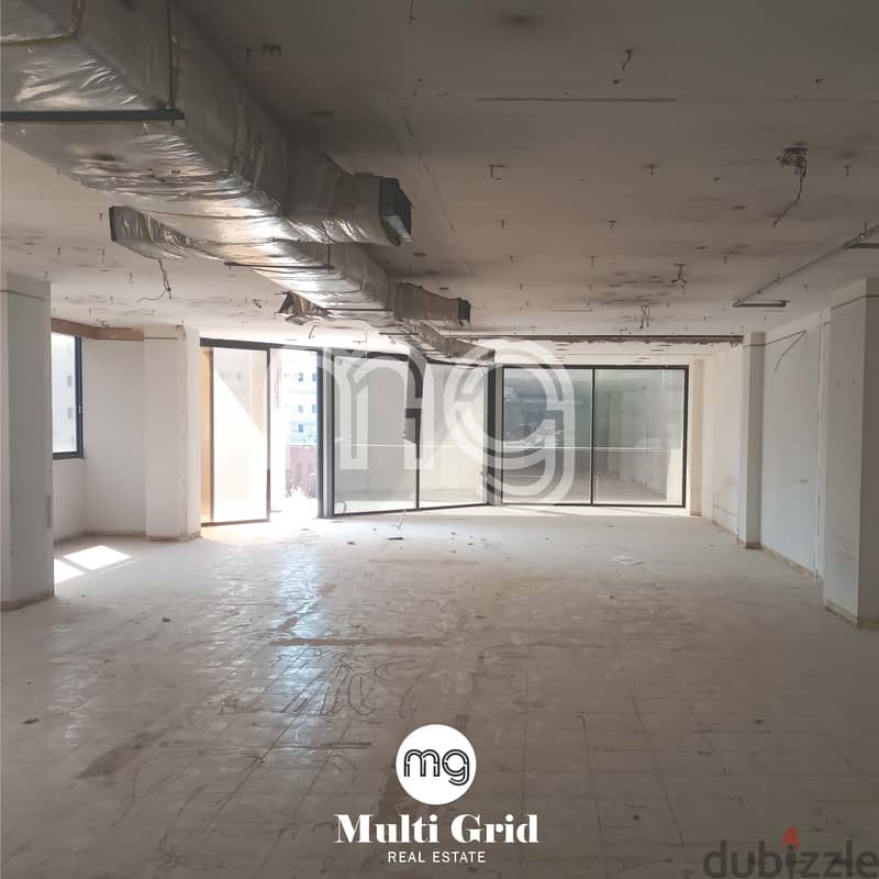 Office for Rent in Jdeideh, 250 m2, مكتب للإيجار في الجديدة 3