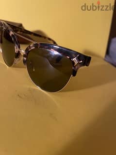 DISQUARED sunglasses size 55 great condition