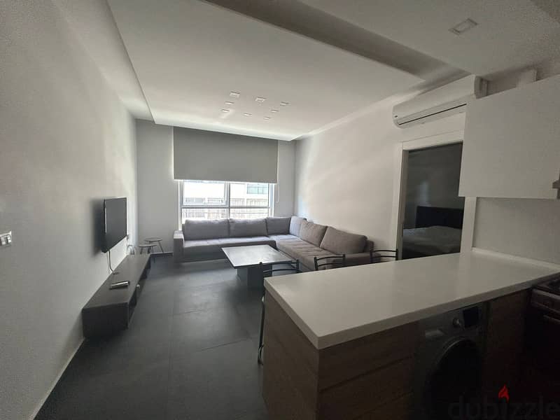 L12364-Furnished 2-Bedroom Apartment for Rent in Manara, Ras Beirut 1