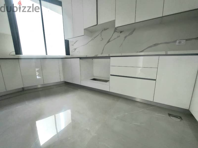 RA24-3233 Apartment in Hamra is for rent, 160m, $ 1500 cash per month 8