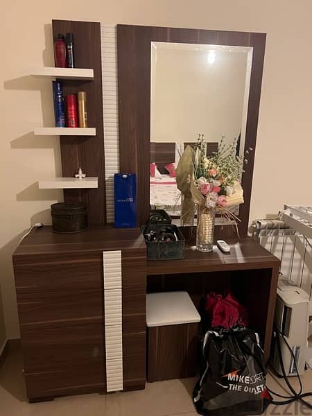 King Size bedroom from Mobilitop new not used! For Only 1000$ 3