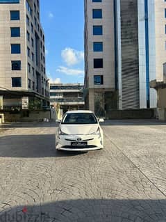 Toyota prius hybrid full options very clean 0