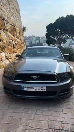 Ford mustang 2013 premium