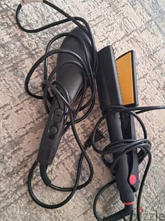 liss 2 straightners fair like new