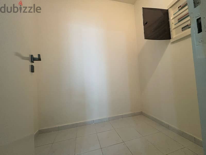 Apartment for sale in Mtayleb with 180 sqm Garden 9
