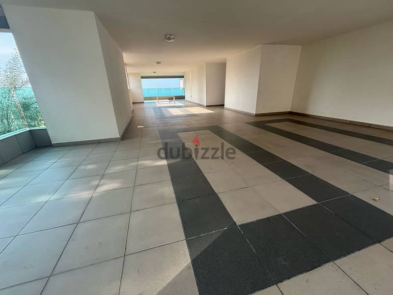 Apartment for sale in Mtayleb with 180 sqm Garden 15