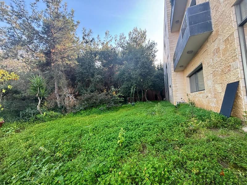 Apartment for sale in Mtayleb with 200 sqm Garden 5