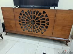 1.9m x 0.5m Decorative Cabinet