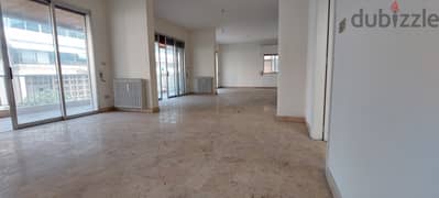 244m² Apartment for Rent in Badaro