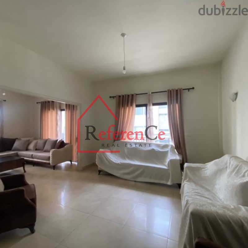 Furnished apartment for rent at Hazmieh شقة مفروشة للإيجار في الحازمية