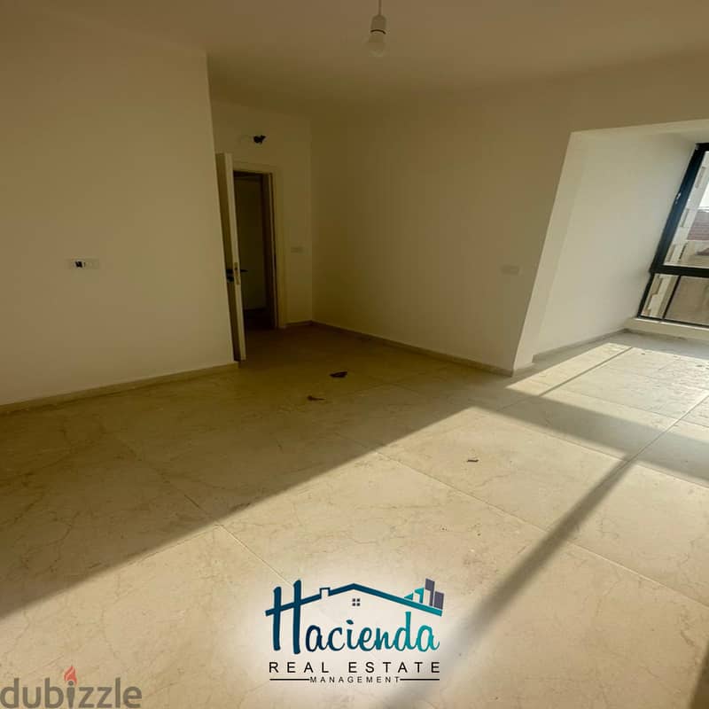 Deluxe Apartment For Rent In Sahel Alma شقة  للإيجار في ساحل علما 4