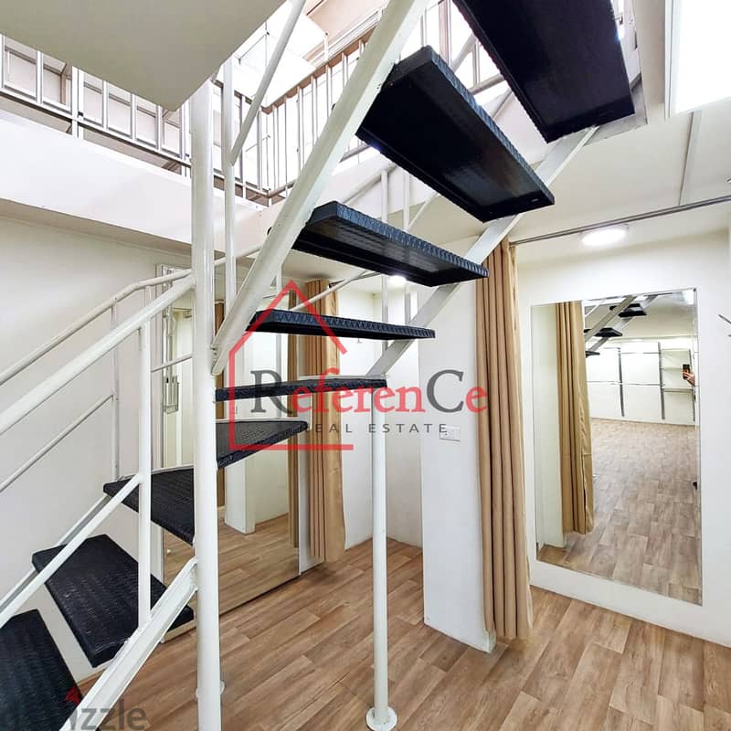 Triplex shop for rent in Baouchrieh محل ثلاثي للإيجار في البوشرية 5