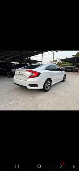 Honda Civic 2019 5