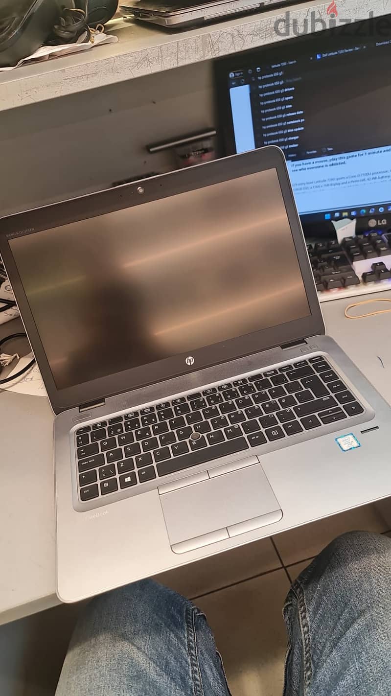 Hp elite book 840 g4  Intel core i5 vpro 7th gen  8 ram  256gb nvme 0