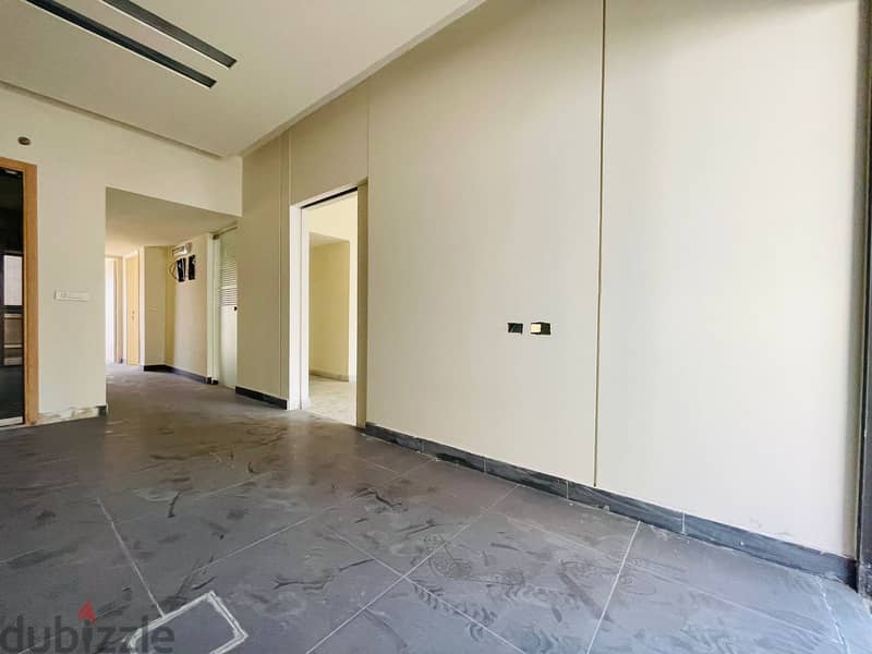 JH24-3426 Office 250m for rent in Achrafieh, $ 1,250 cash 1