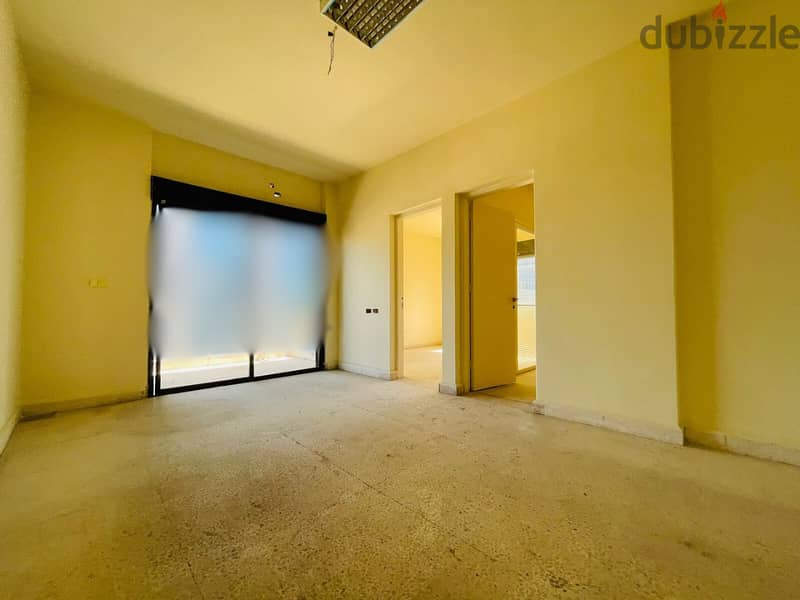 JH24-3426 Office 250m for rent in Achrafieh, $ 1,250 cash 4
