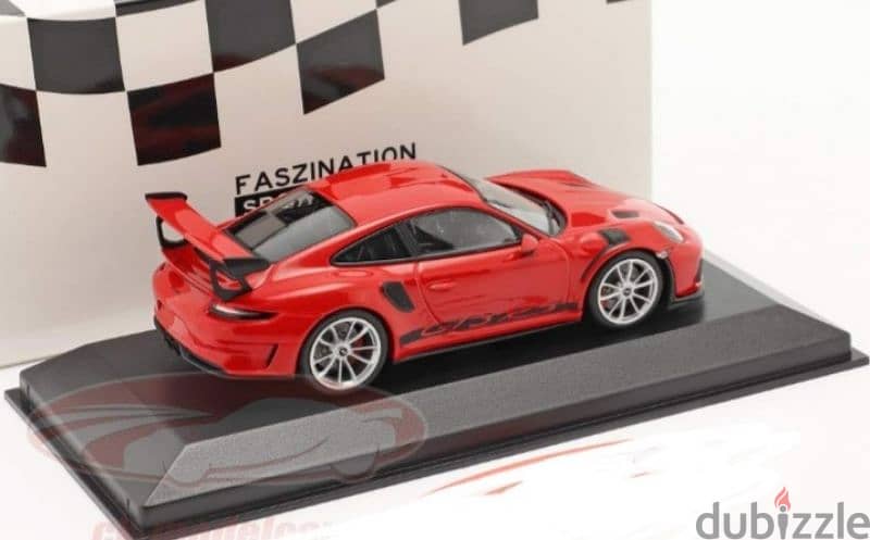 Porsche GT3 RS diecast car model 1;43. 4