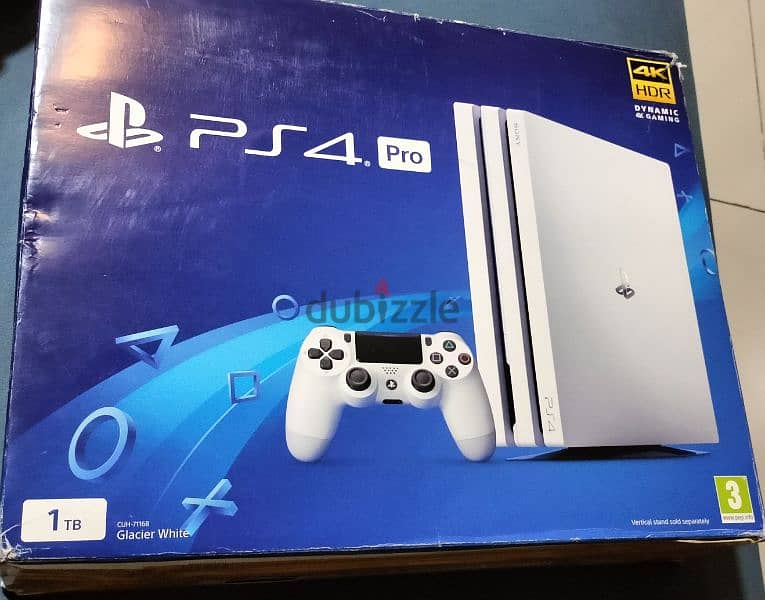 PLAYSTATION 4 WHITE 1 TB LIKE NEW 2