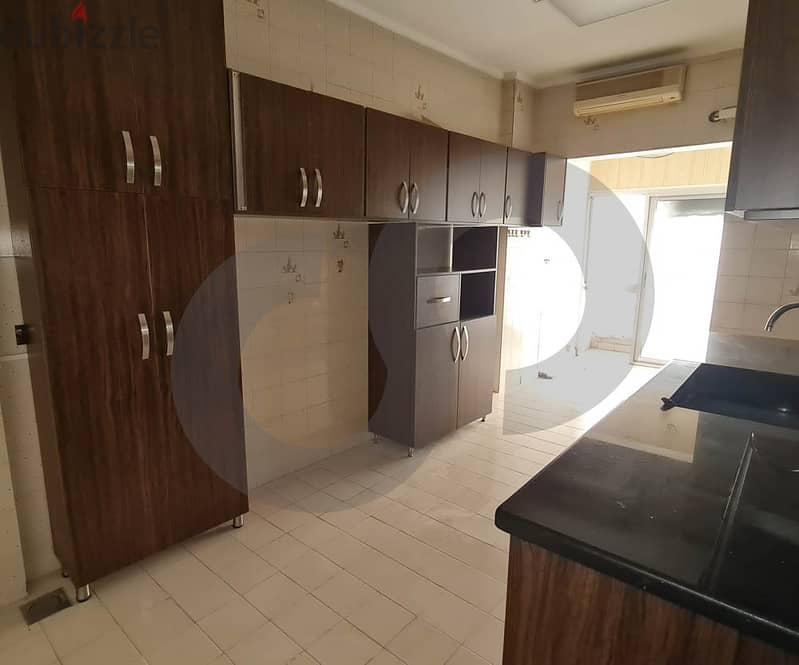 185sqm apartment in Beirut - Hamra/بيروت - الحمرا REF#LF106412 2