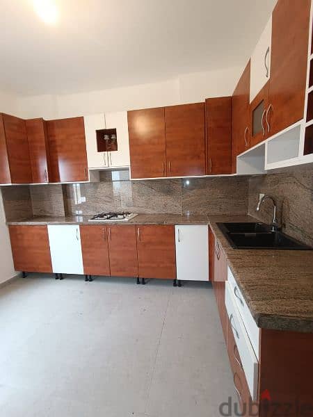 Furnished apartment for rent in Mar roukos,شقة مفروشة للايجار مار روكس 3