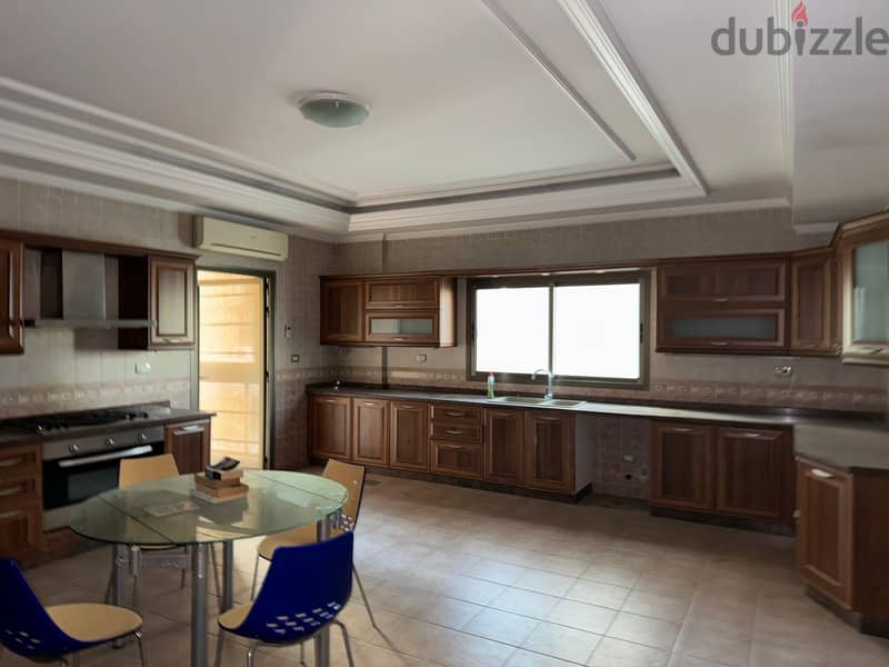 Prime Apartment for Sale in Jnah 4