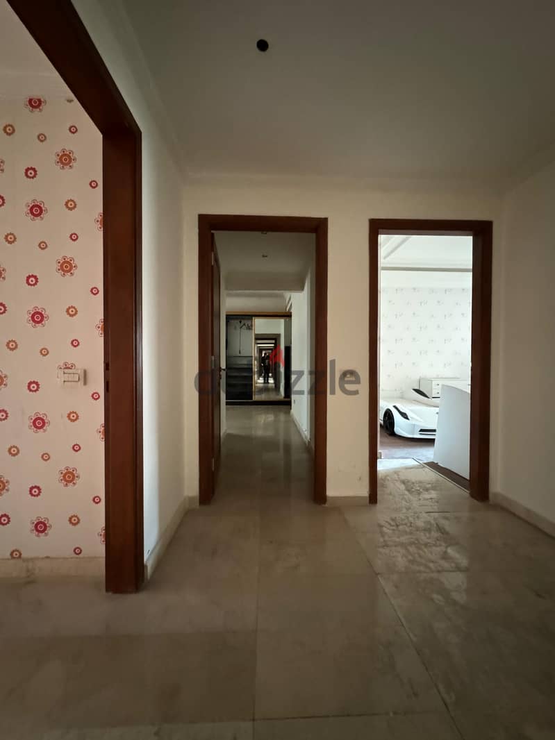 Prime Apartment for Sale in Jnah 5