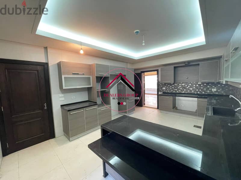 Apartment for sale in Ramlet el Bayda in a Prime Location 3