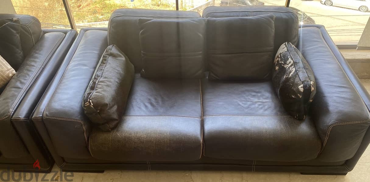 Leather armchairs 1