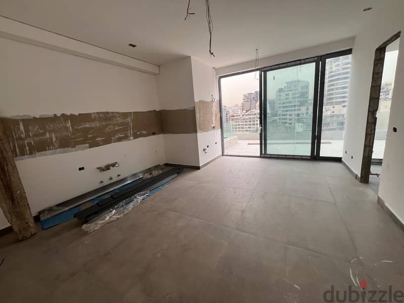 Apartment with Terrace for Rent in Ain al Mraisseشقة جديدة مع تراس 6