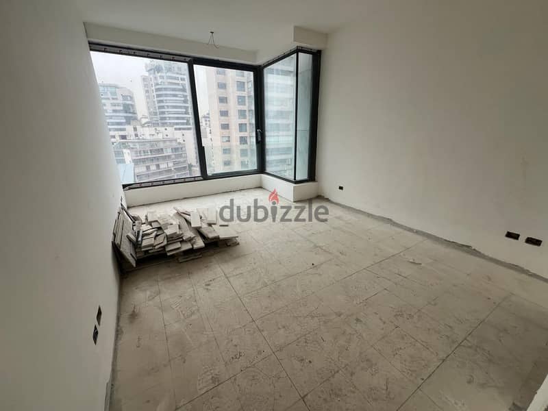 Apartment with Terrace for Rent in Ain al Mraisseشقة جديدة مع تراس 10