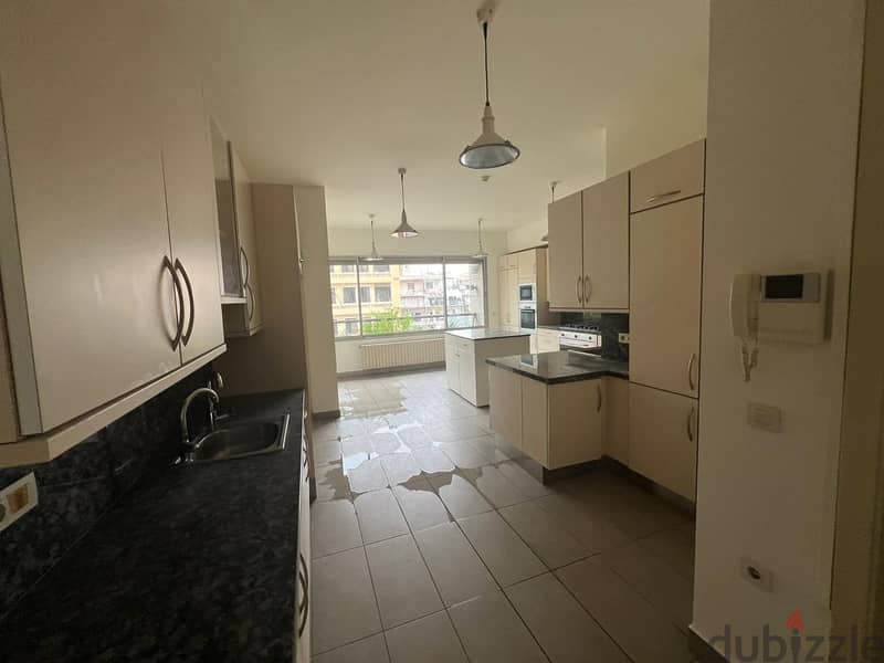 Apartment for Rent in Ain Al Mraisseشقة جديدة للإيجار في عين المريسة 9