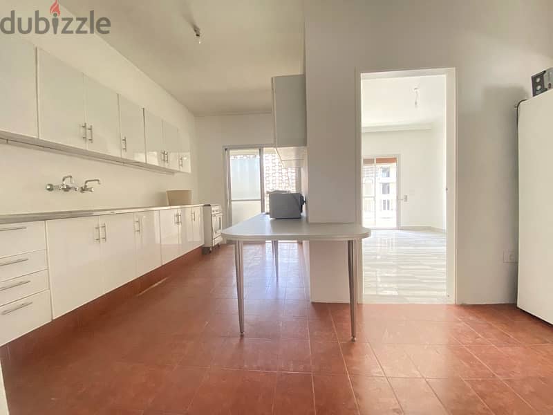 Charming apartment for rent in Gemayzeh with open views. 6