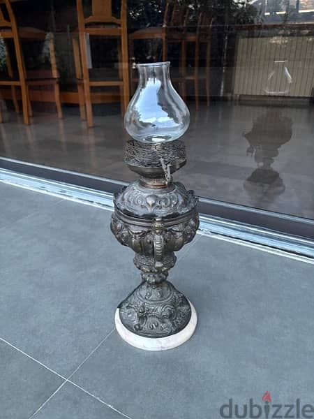bronze lamp, great condition 0