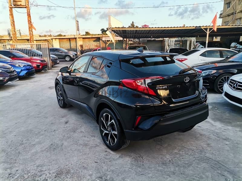 Toyota C-HR 2018, 40 mile only, super clean, full options, (03/689315) 2