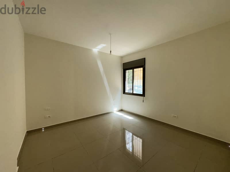 RWK258JS - Well Maintained Apartment For Sale In Ballouneh 3