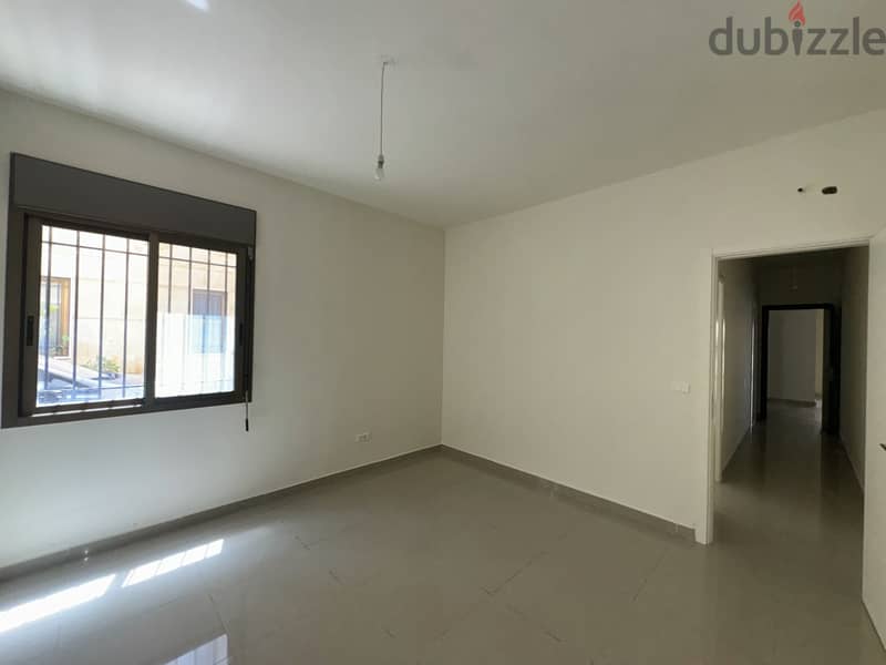RWK258JS - Well Maintained Apartment For Sale In Ballouneh 6
