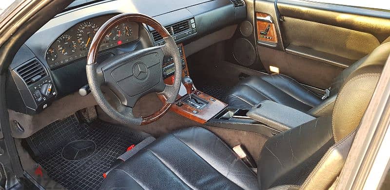 Mercedes-Benz SL-Class 1993 3