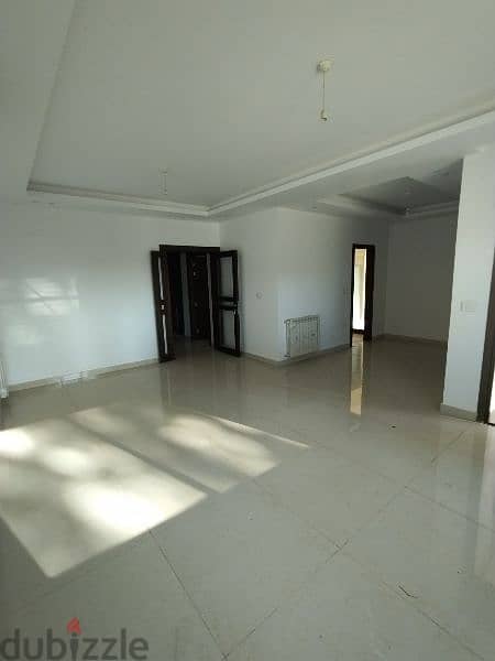 Apartment for sale in mansourieh شقة للبيع في المنصورية 4