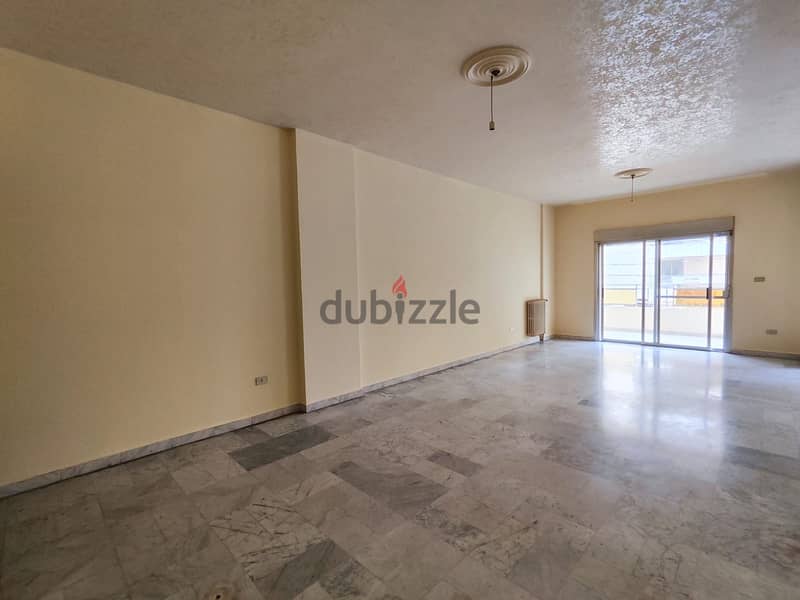 Mansourieh | 3 Balconies | 3 Bedrooms Apartment | Parking Spot | 190m² 4
