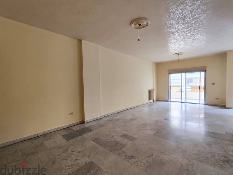 Mansourieh | 3 Balconies | 3 Bedrooms Apartment | Parking Spot | 190m² 5